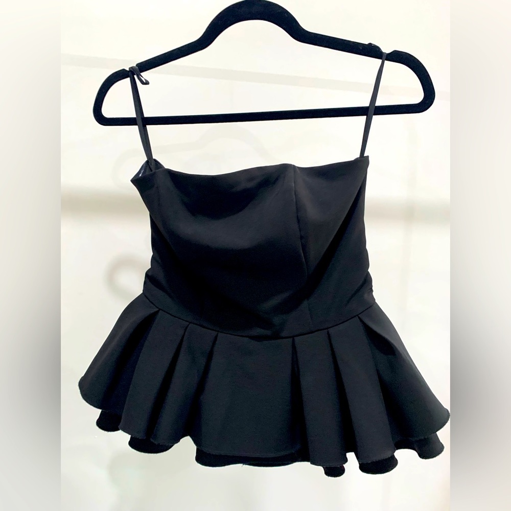 Black Top Akira Medium